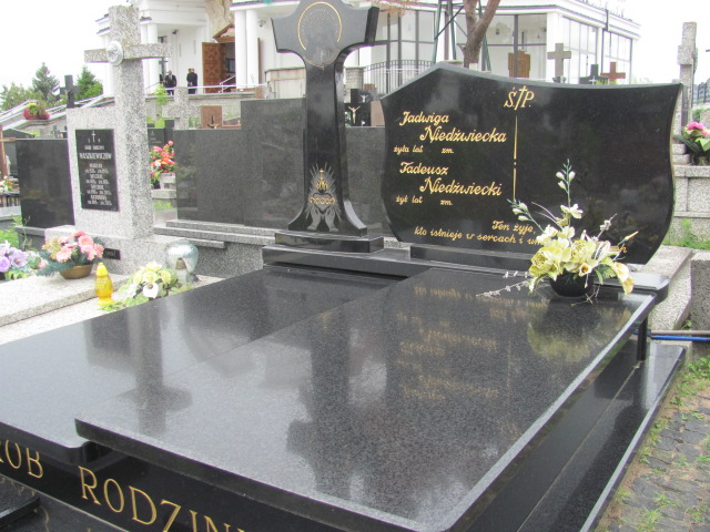 Jadwiga Jolanta Niedźwiecka 1936 Białystok św. Rocha - Grobonet - Wyszukiwarka osób pochowanych