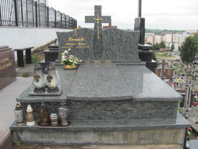 Grób Irmina Maria Knapik