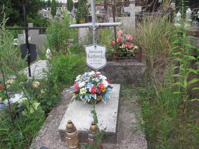 Grób Jerzy Kozłowski